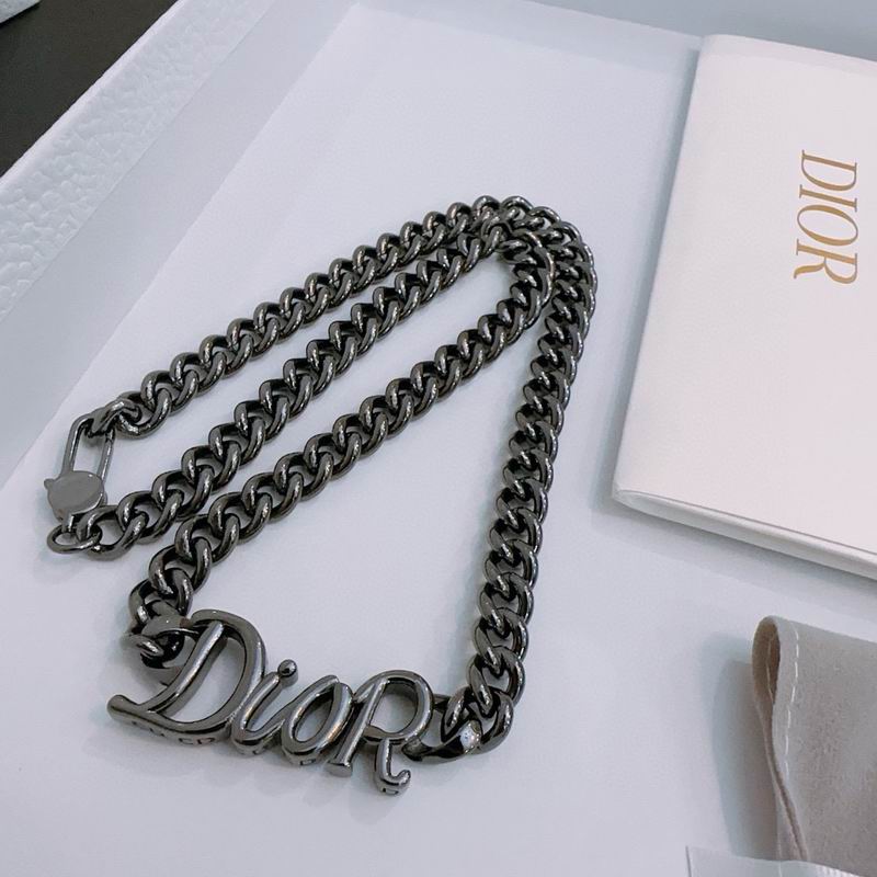 Dior Necklace 06lyr598